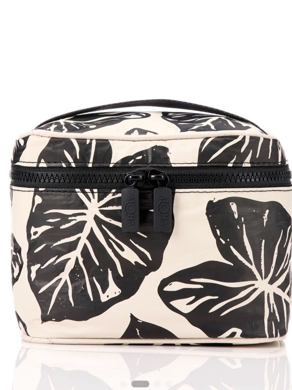 NWT ALOHA Collection Black & Cream Kalo Travel Cabin Crew Cosmetic Case